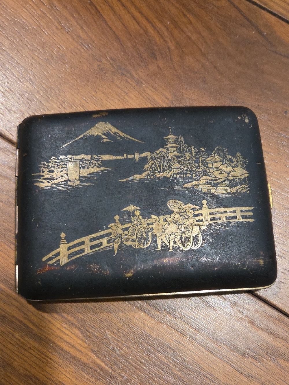 Uncommon JAPENESE Cigarette Case